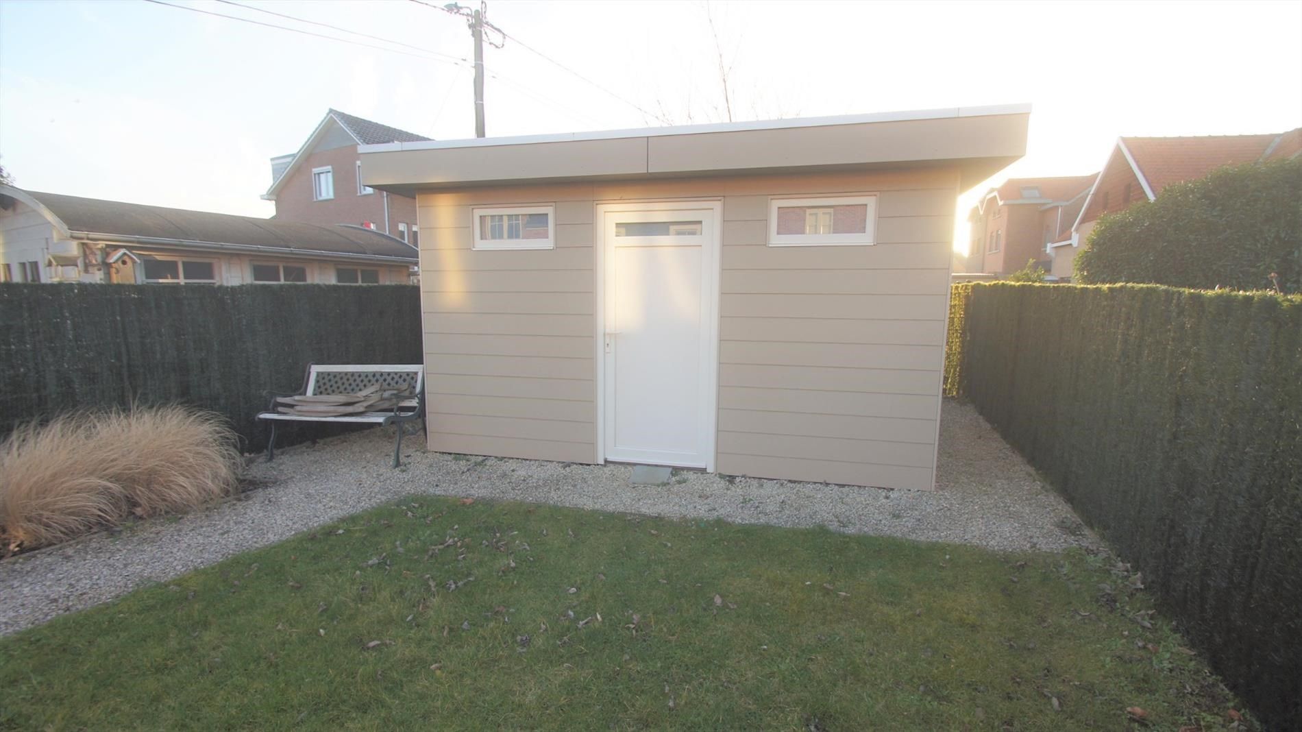 Prachtige recente rijwoning met 3 (à 4) slpks, zonnige tuin met terras en garage foto 3