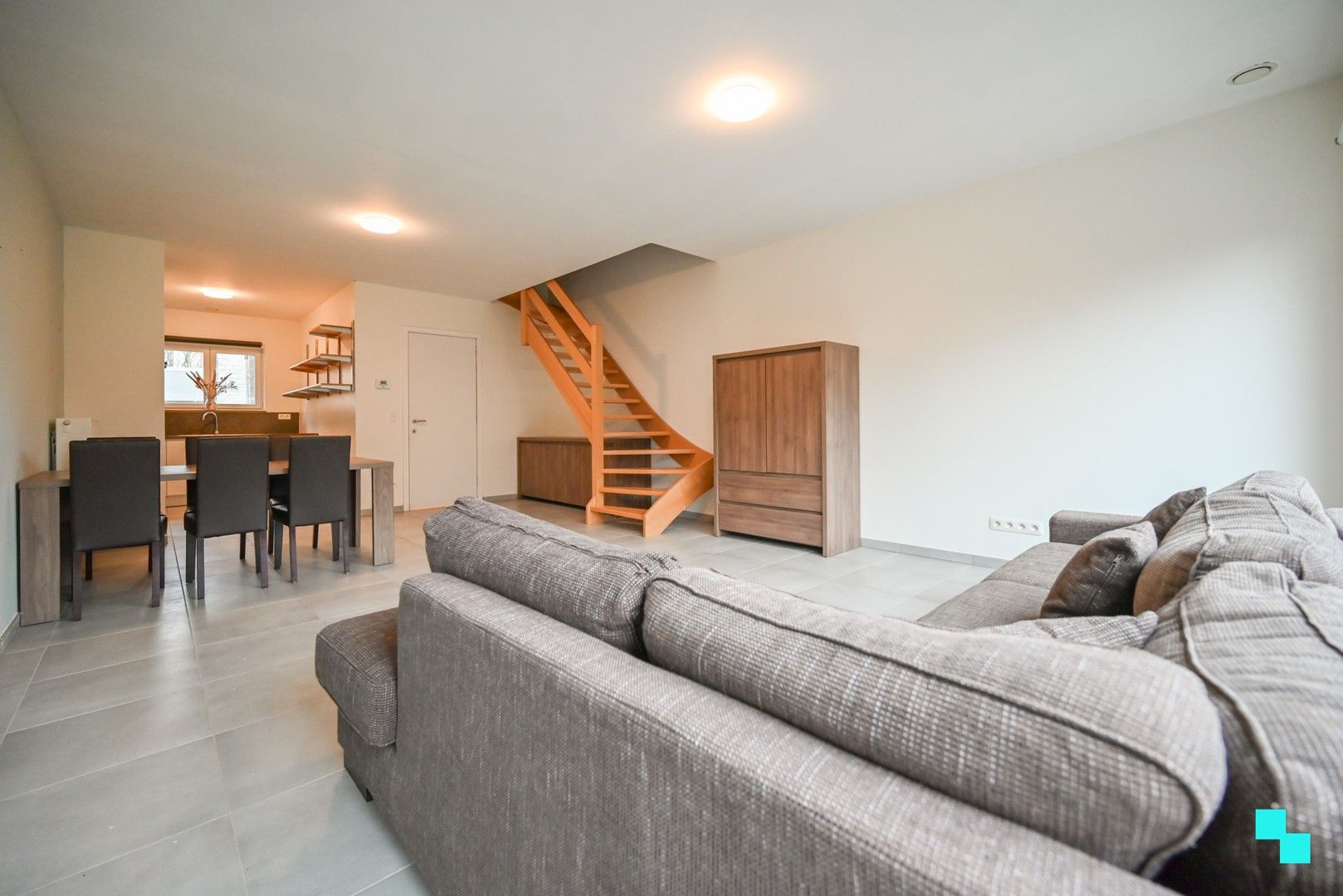 Recente, instapklare woning met mogelijkheid tot garage te Emelgem foto 13