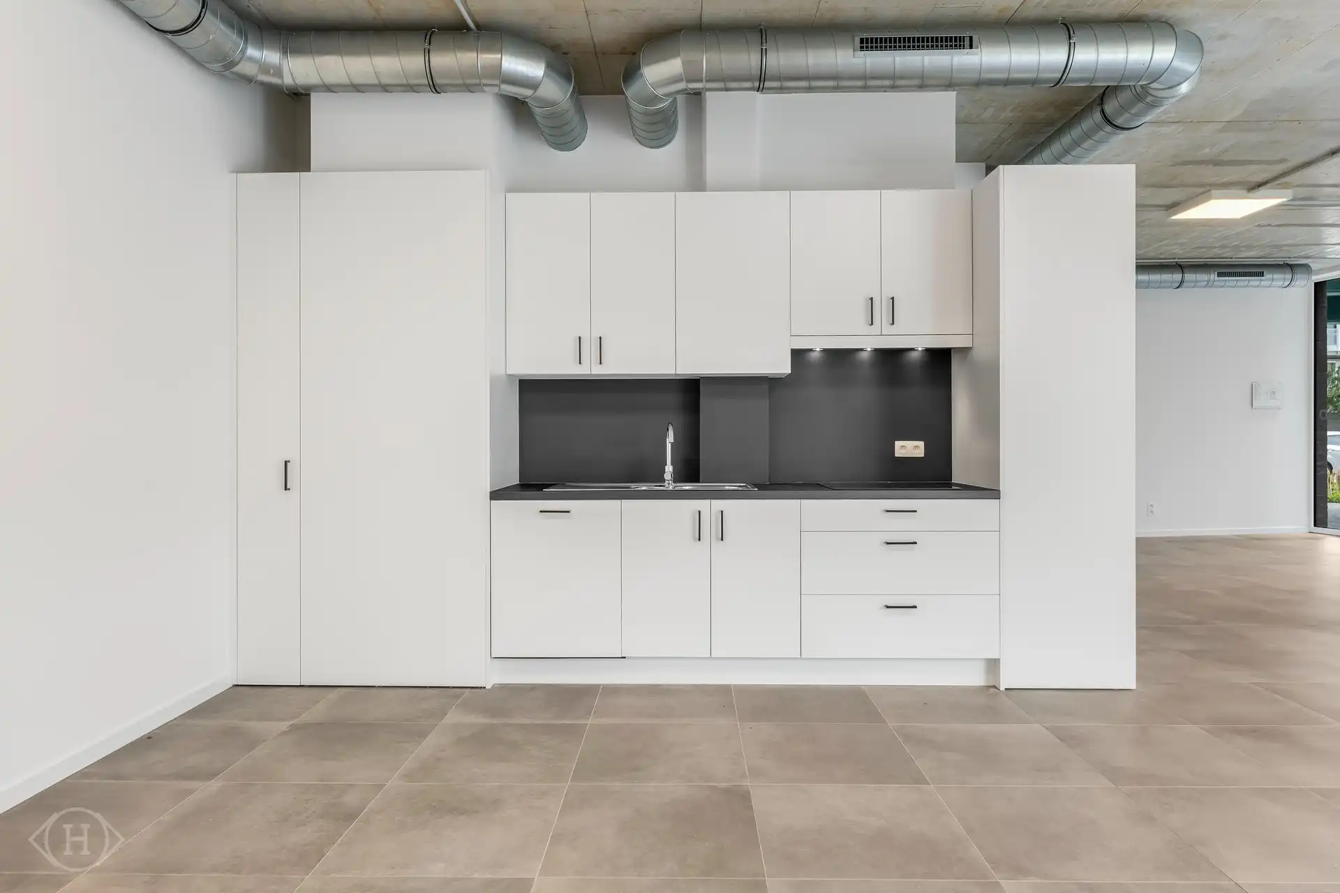 Commerciële nieuwbouwruimte te huur foto 3