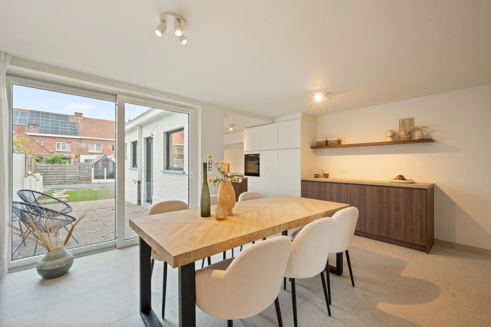 Energiezuinige woning met 3 slaapkamers en tuin met uitweg in Gullegem foto 6