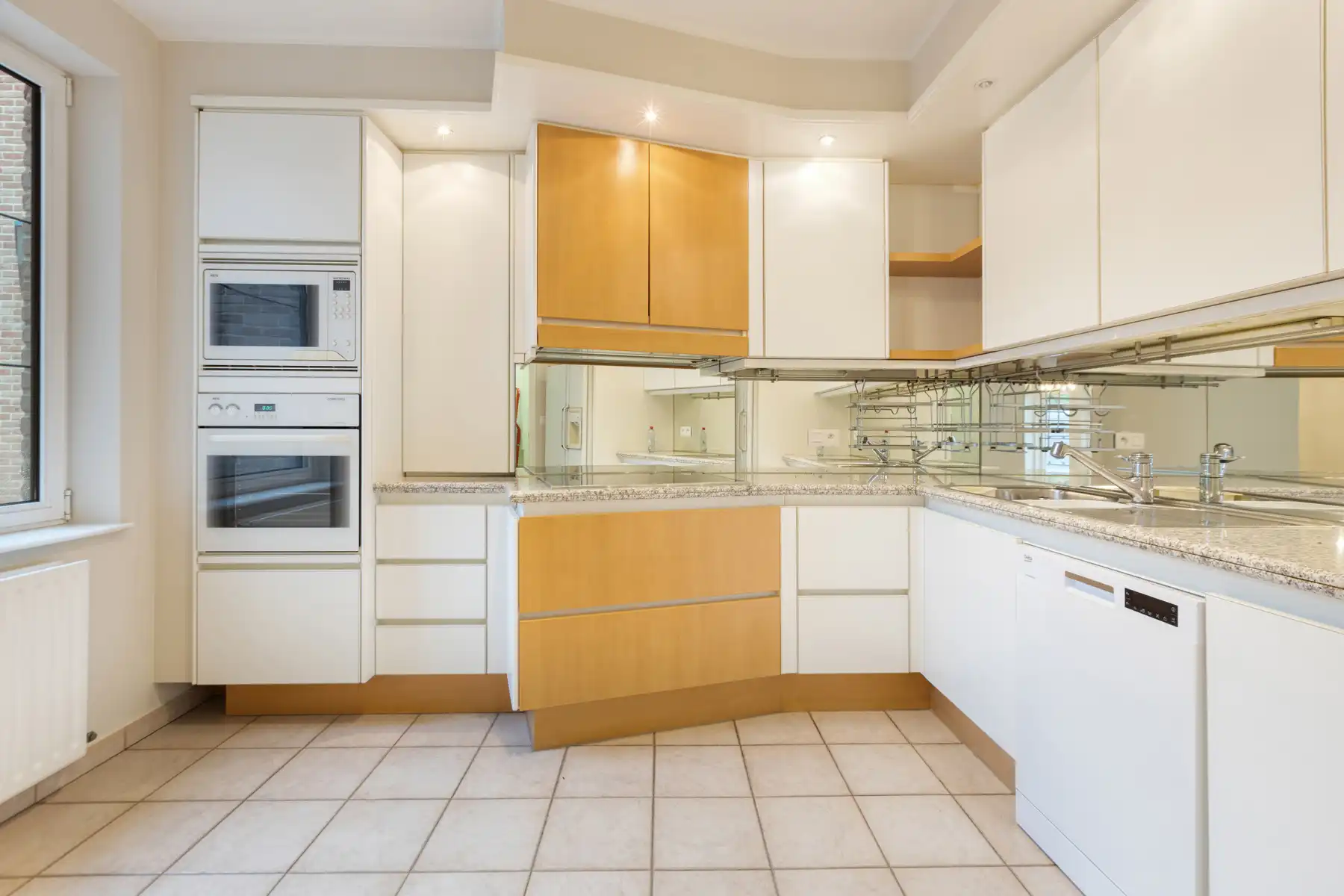 Appartement te huur foto 12