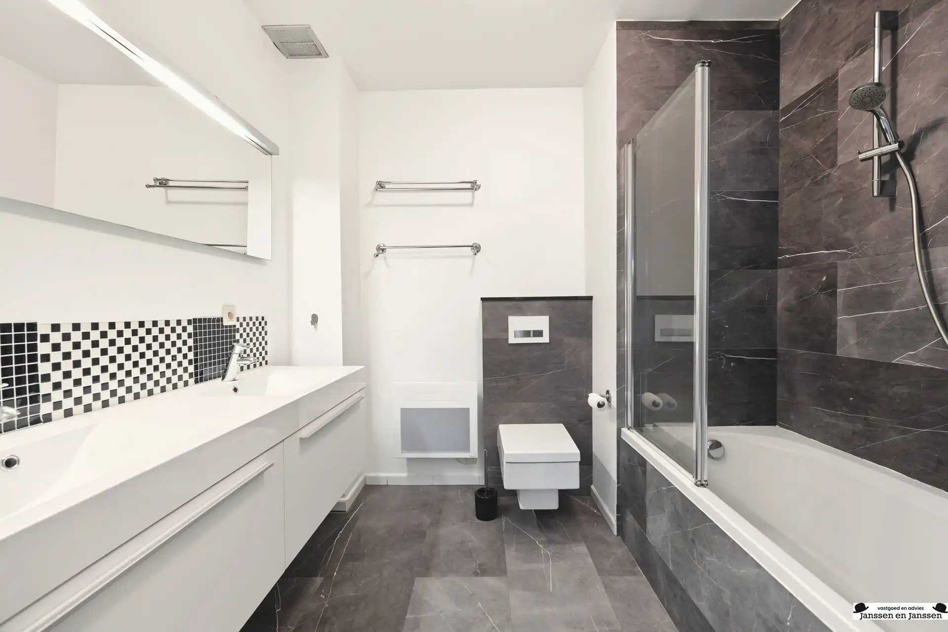 Ruim en lichtrijk appartement met 3 slaapkamers en 125 m² in Brasschaat-Mariaburg foto 11