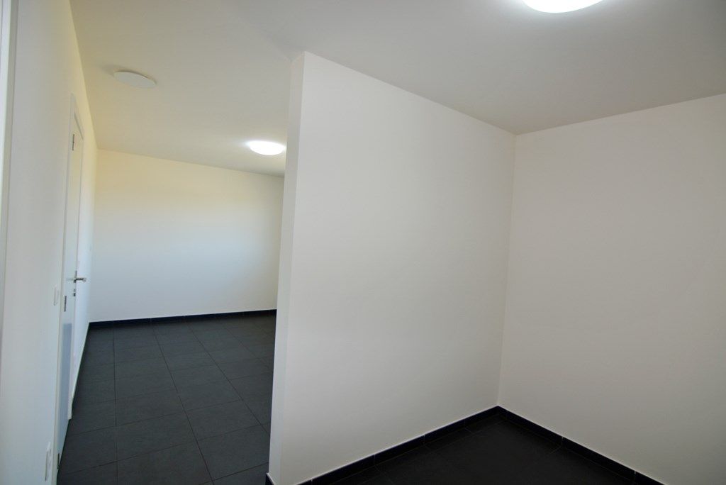 Halfvrijstaande nieuwbouwwoning met 3 slpks en dressing op perceel van 4a 88ca. foto 16
