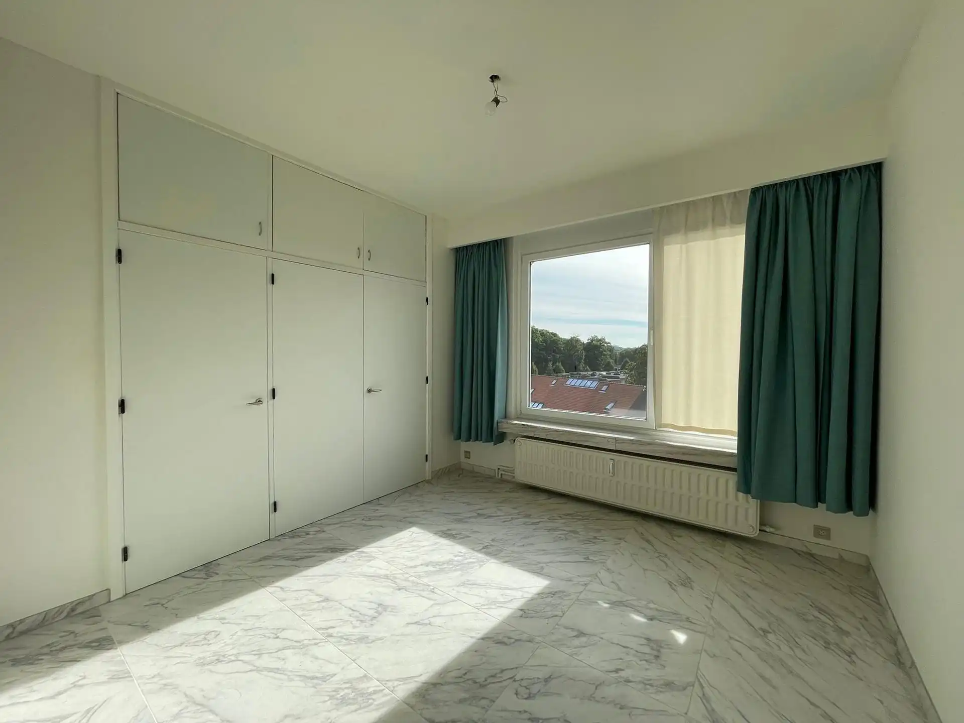 Zéér ruim appartement op een steenworp van het Valaarpark foto 12