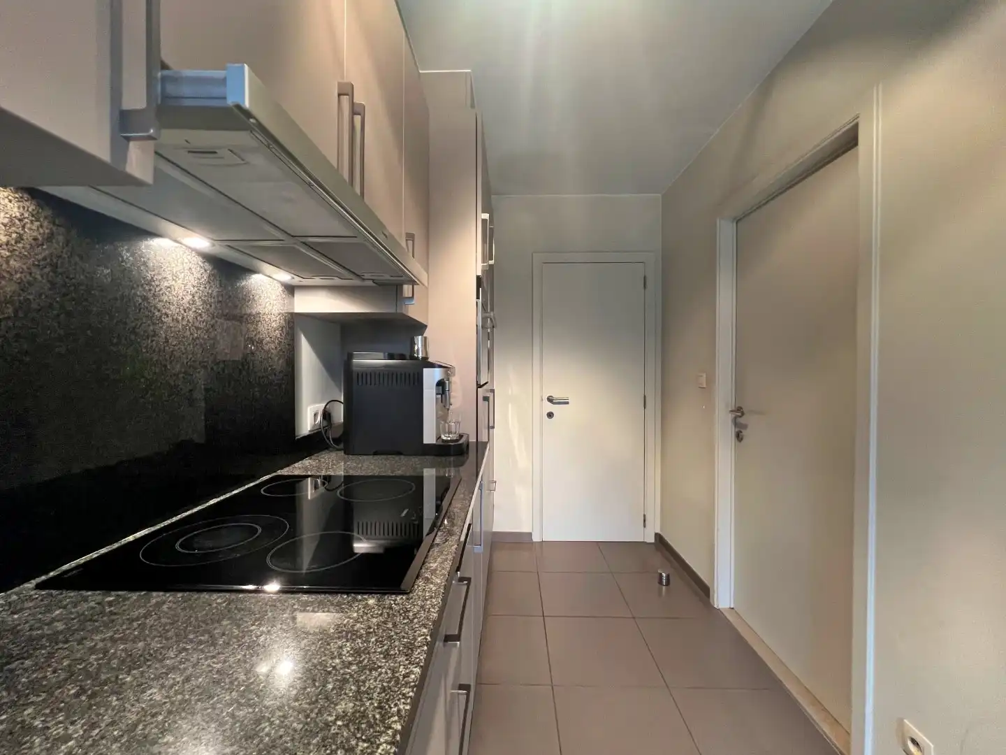 Lichtrijk 2-slaapkamerappartement met terrassen op topligging in Gent foto 7