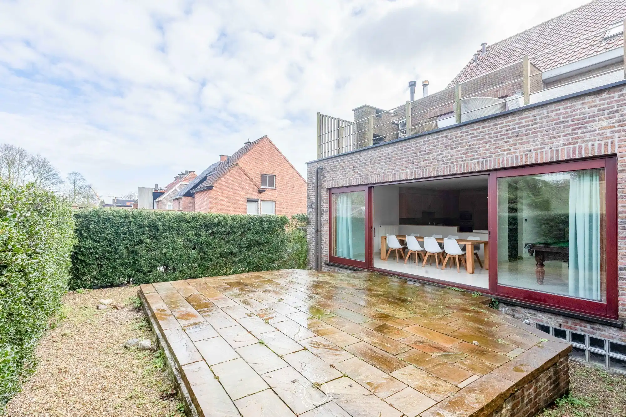 Kwalitatief appartement met inpandige garage én ruim terras foto 12