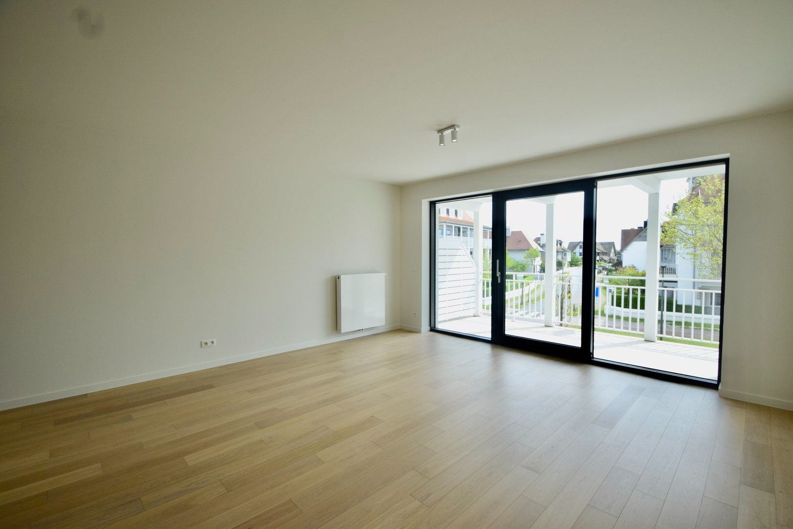 Zonnig nieuwbouw appartement met open zicht en zonneterras gelegen te Duinenwater foto 7