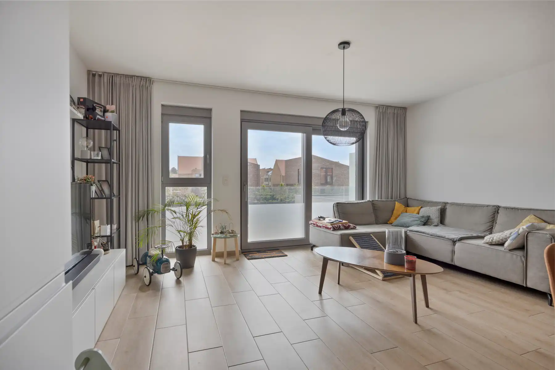 Recent 2-slaapkamerappartement met terras te Merchtem foto 4
