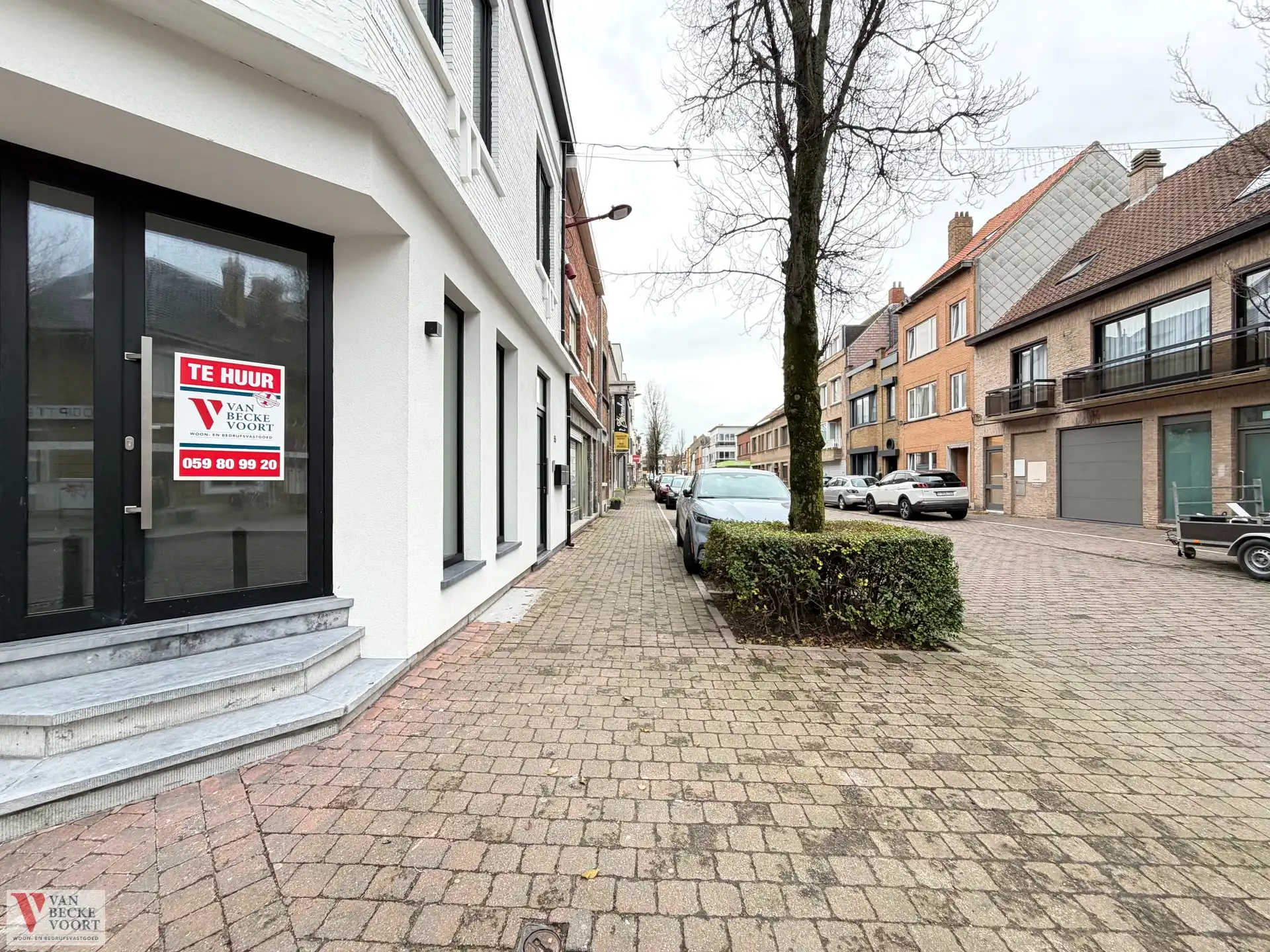 Handelsgelijkvloers 53 m² + kelder 58 m² foto 9