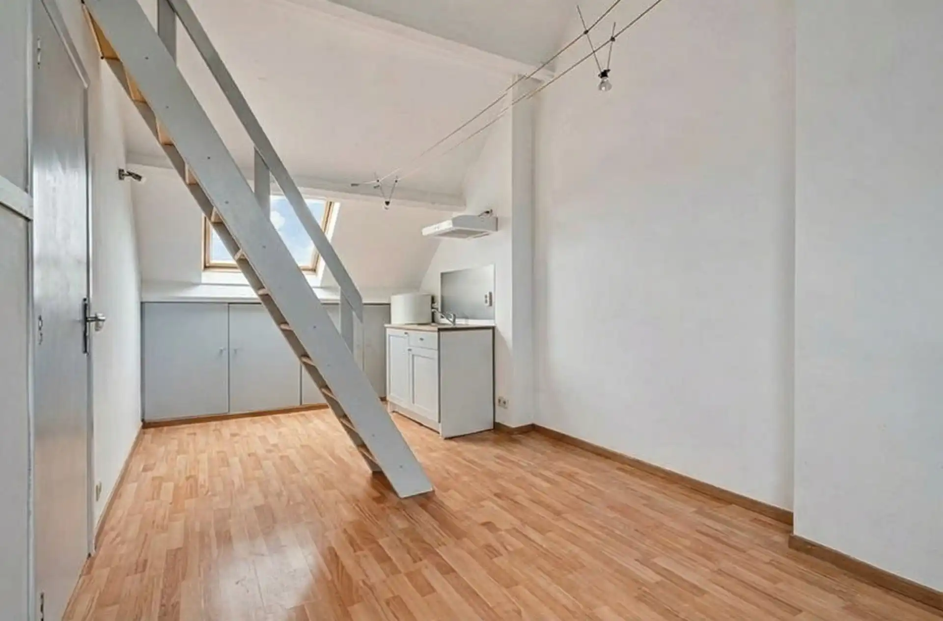 Knusse studio te Aalst  foto 2