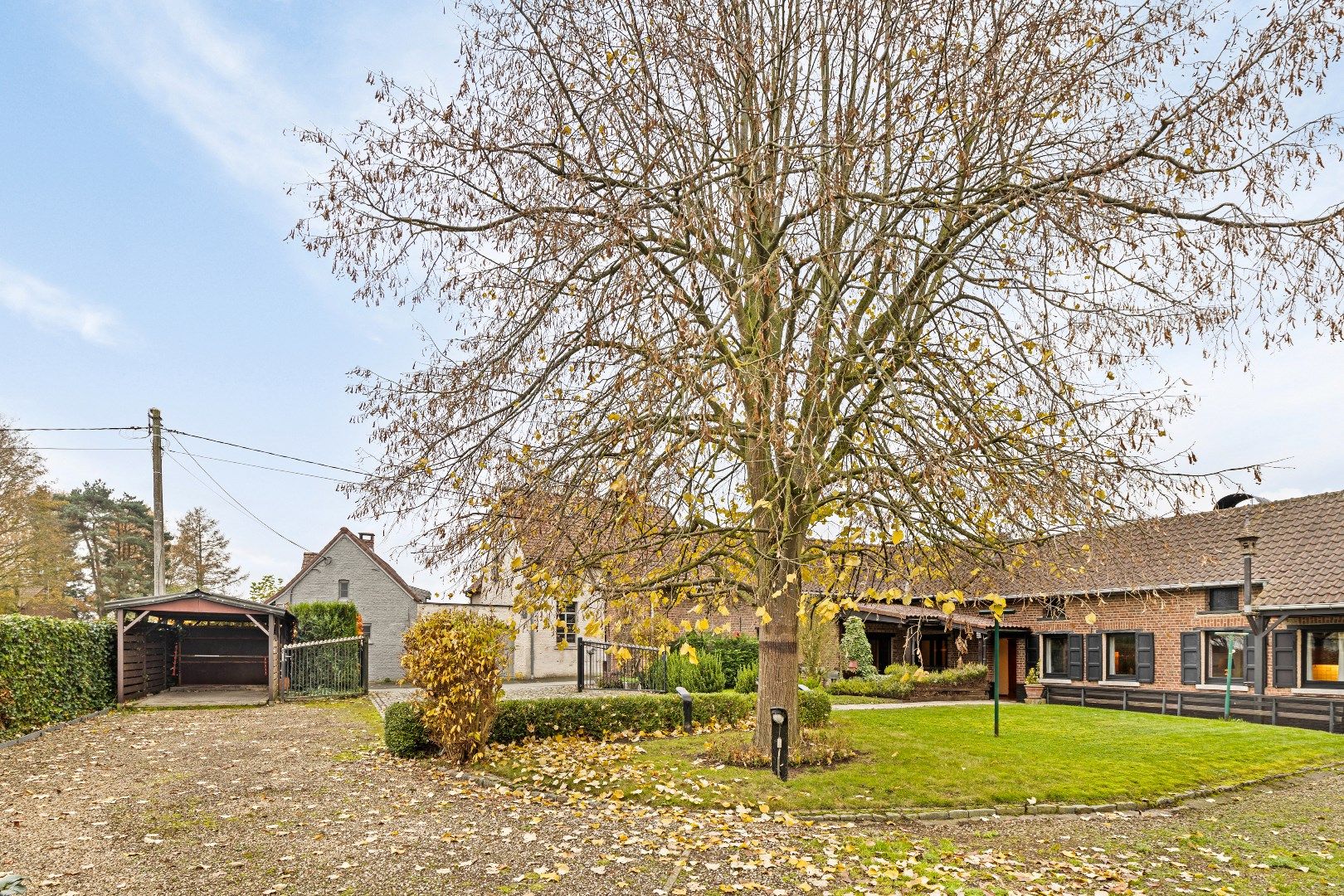 Fermette te huur Heikruis met 4 slpks, binnenkoer en carport foto 24