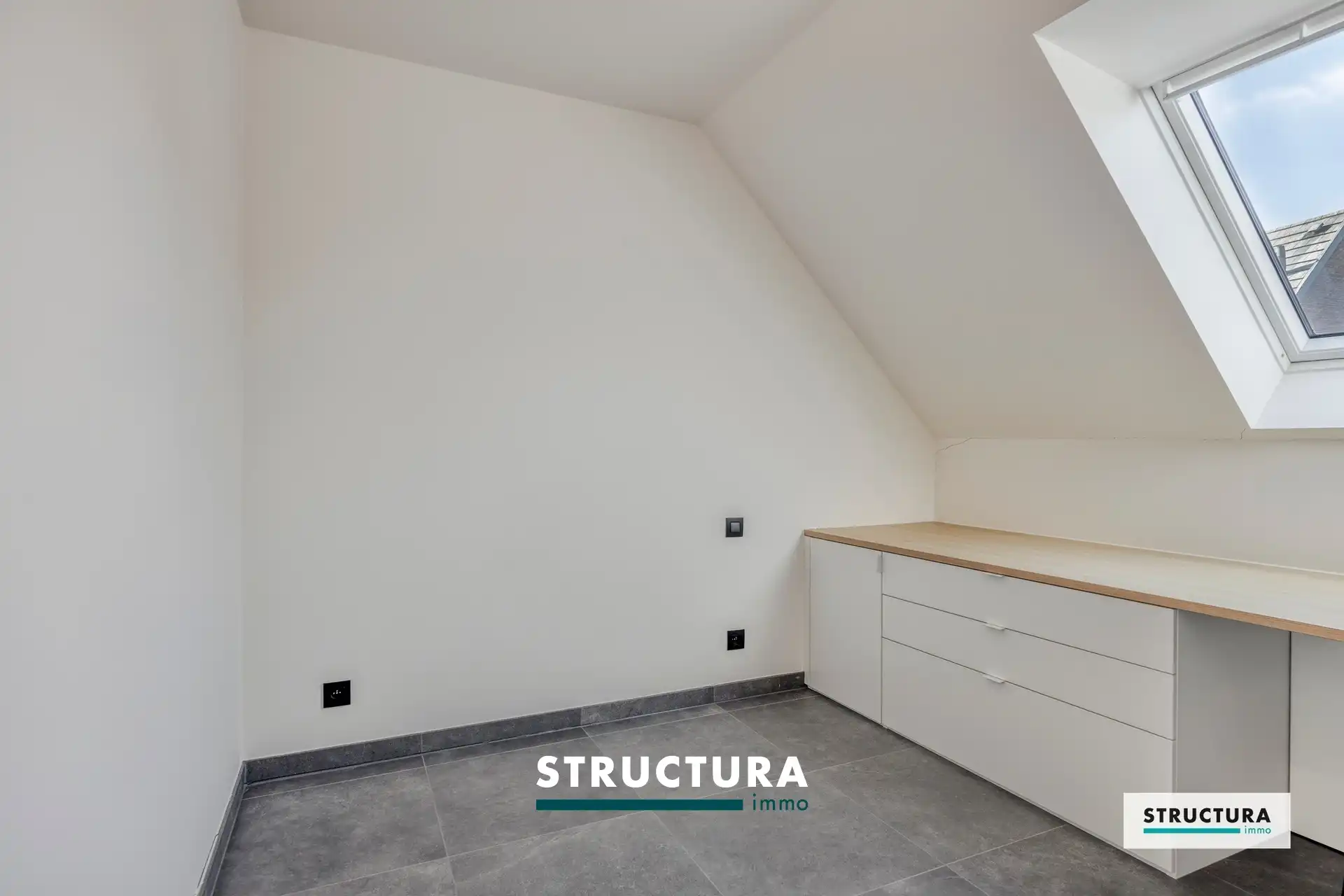 Luxueus appartement op de bovenste verdieping foto 13