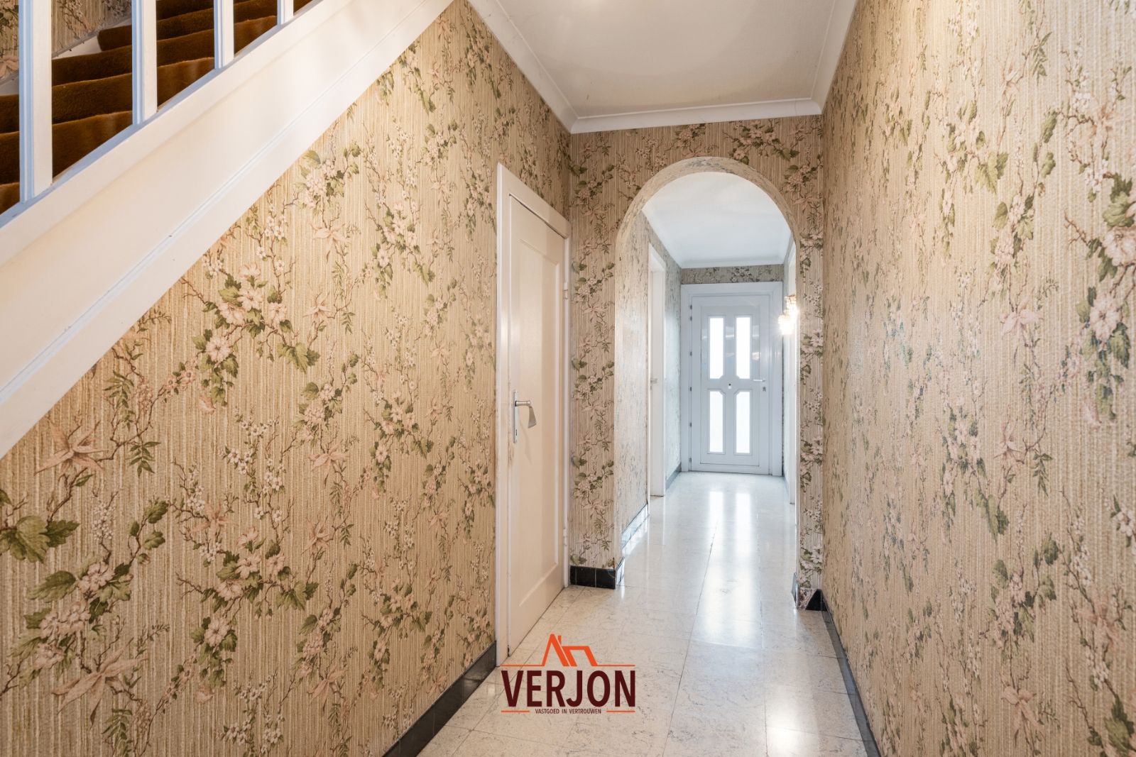 Woning met prachtige vergezichten op 2237m2 foto 5