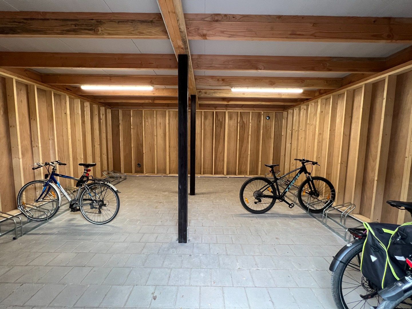 NIEUWBOUW APPARTEMENT MET 2 SLAAPKAMERS, TERRAS EN CARPORT IN IEPER foto 25