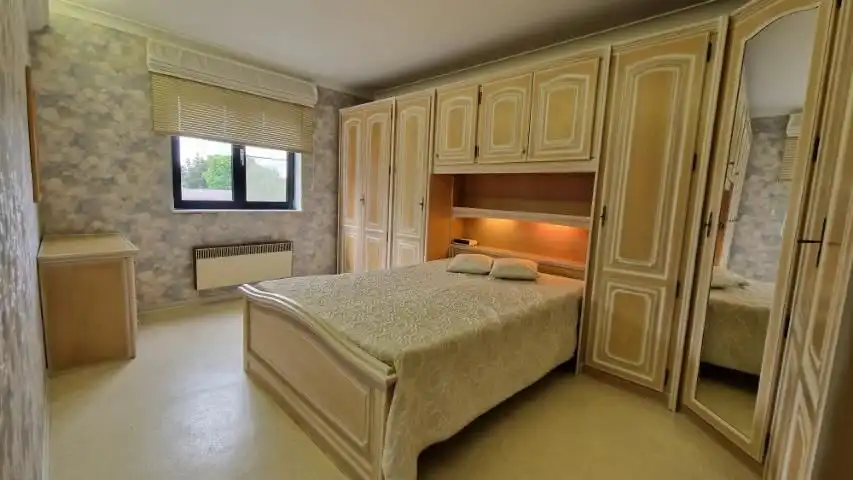 Praktisch ingericht en ruim APPARTEMENT met 2 slaapkamers, mooie leefruimten en garage in centrum van Tienen. foto 18