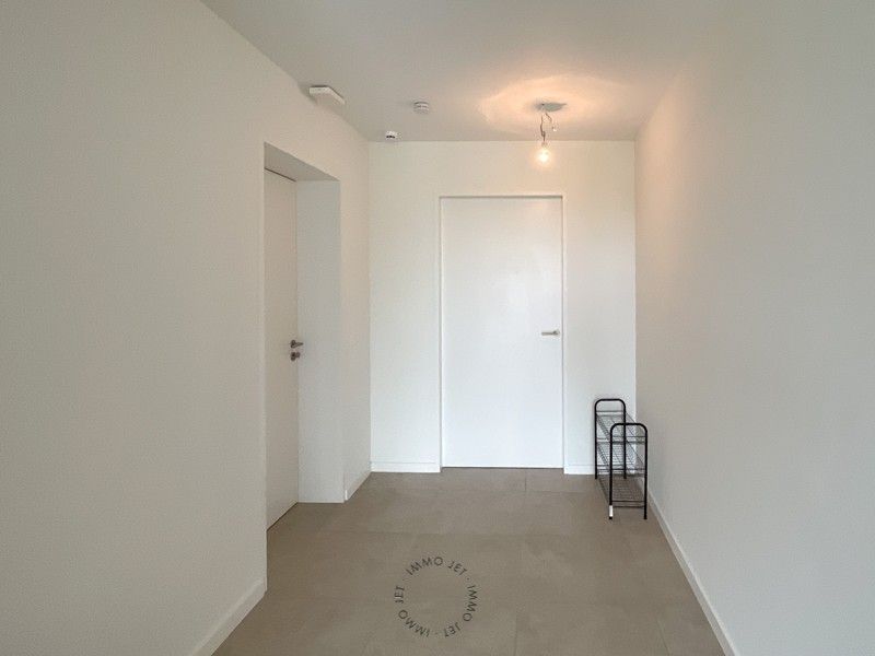 Centraal gelegen, instapklaar nieuwbouw studio/appartement foto 2