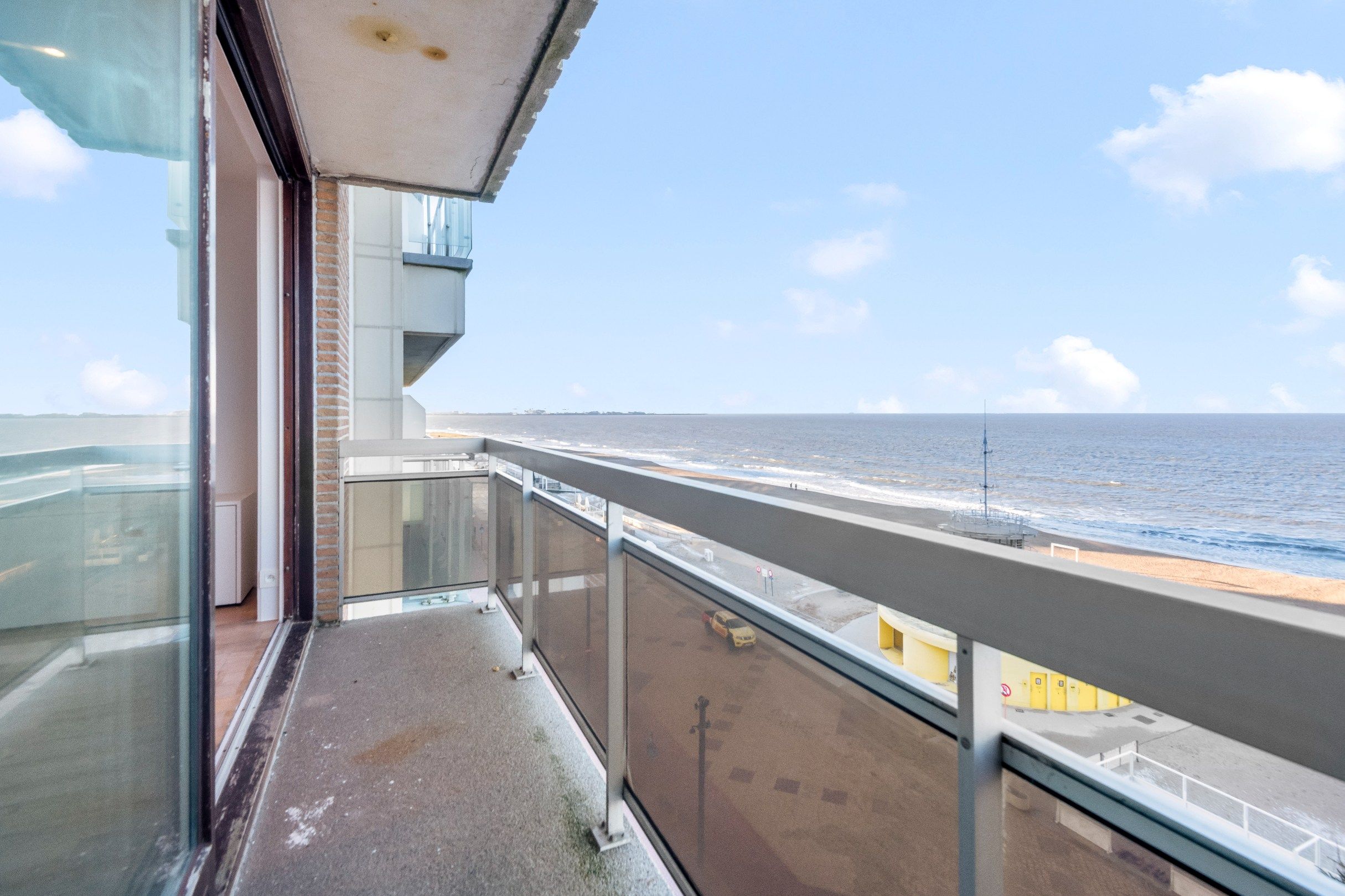 Ongemeubeld appartement op de Zeedijk ter hoogte van het Lichttorenplein foto 13