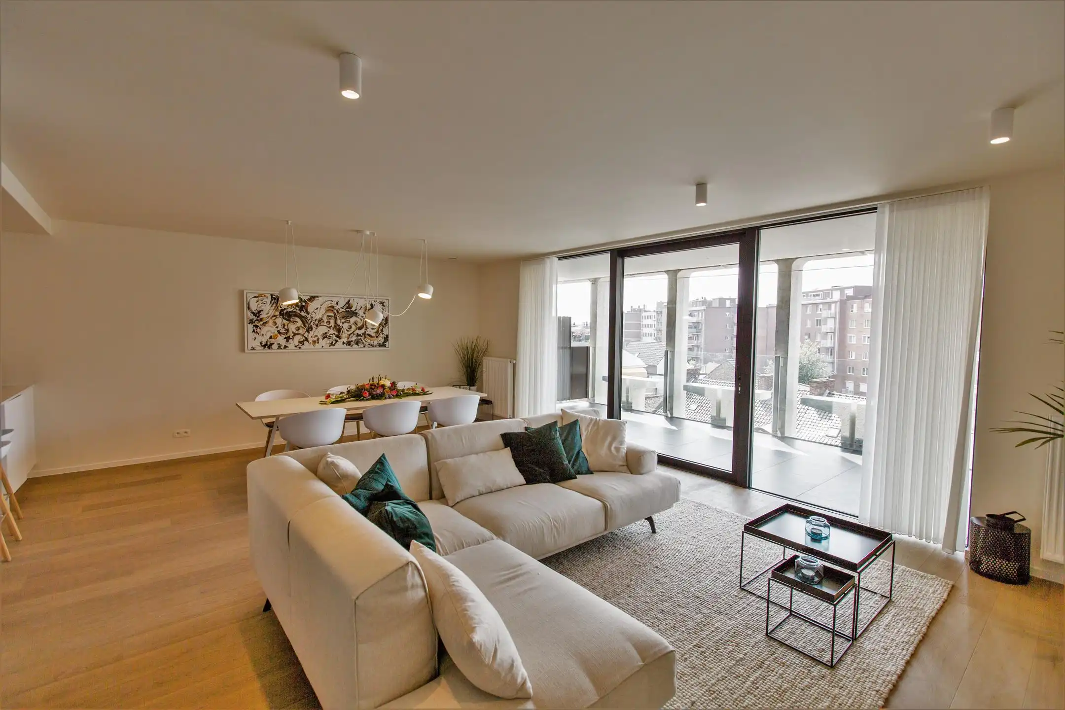 GLORIEUS APPARTEMENT IN DE STAD ! foto 4