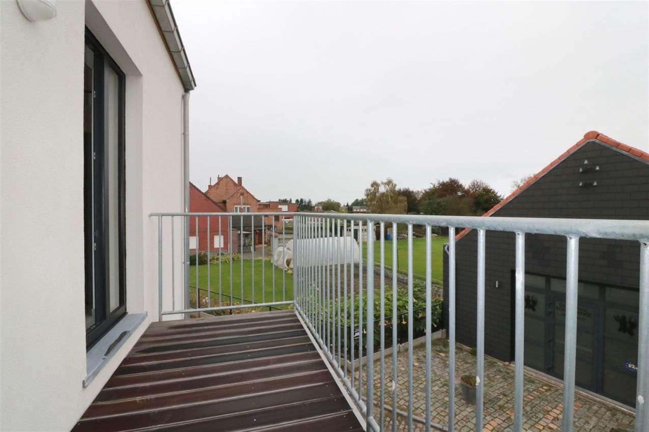 gerenoveerde duplex, 3 slpk., terras, nabij centrum en E 314  foto 10