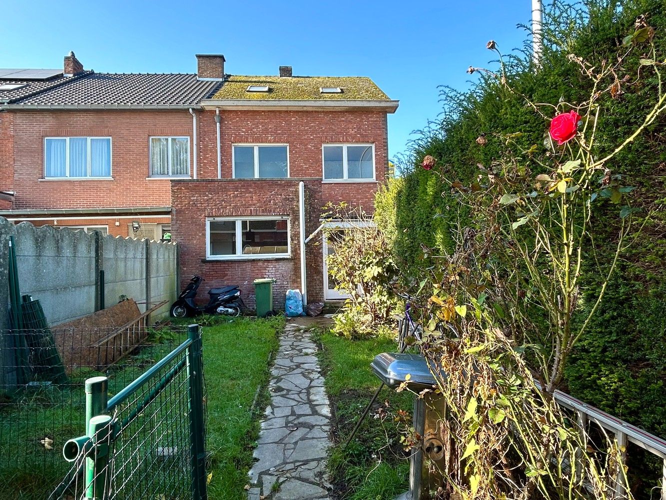 Gezellige, te renoveren woning met 5 slaapkamers in een rustige wijk te Wijgmaal foto 16