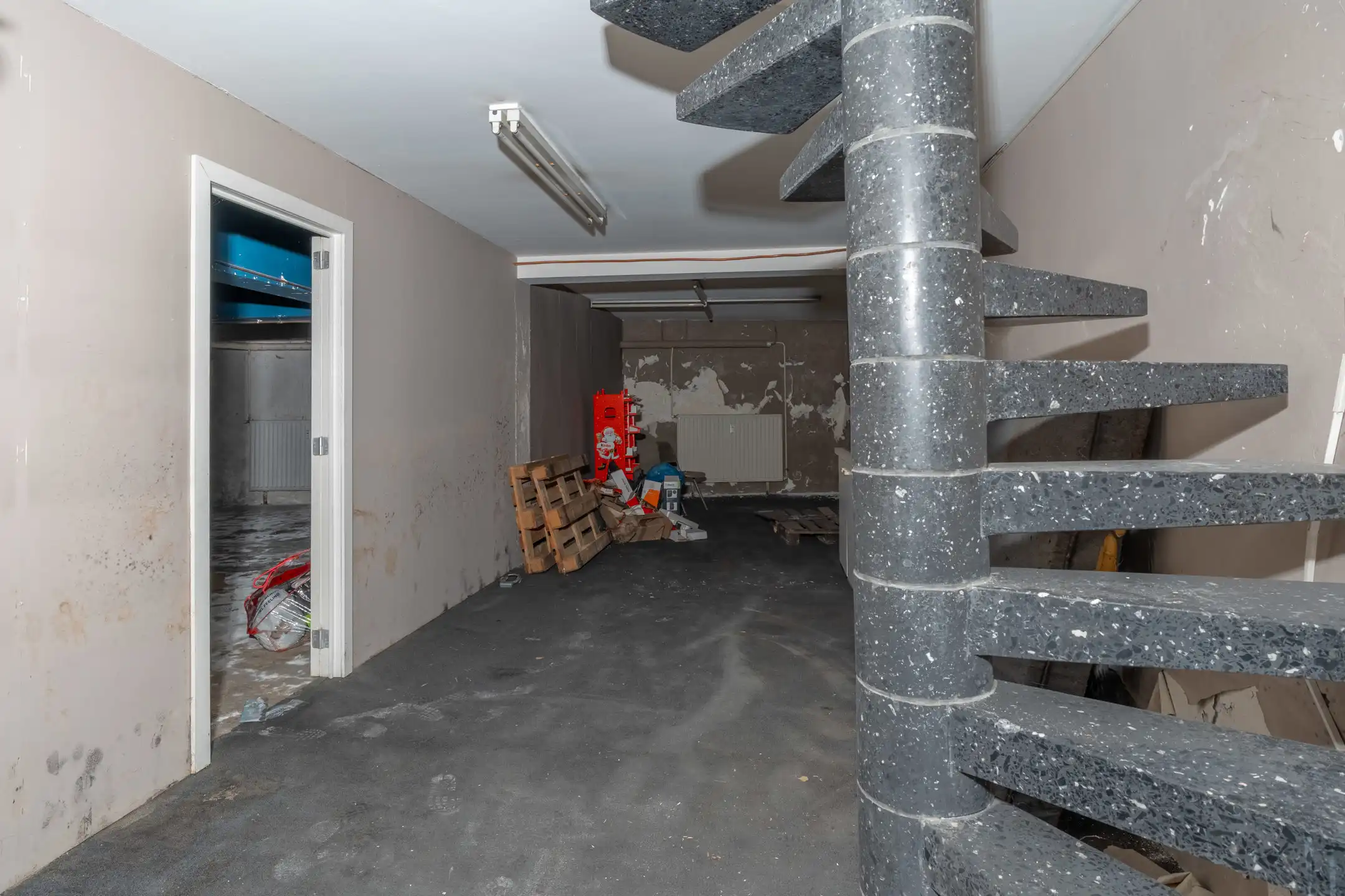 Ruim handelspand met mooie vitrinebreedte, centraal gelegen te Turnhout foto 15