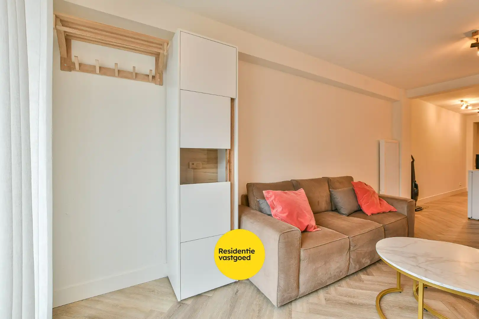 Volledig vernieuwd appartement te koop - achterkant zeedijk Wenduine! foto 3