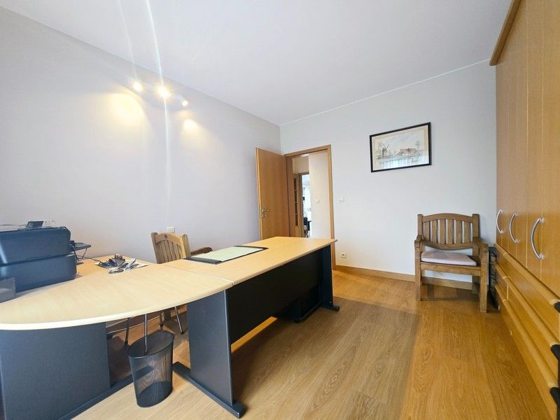 Ruim en instapklaar appartement met ondergrondse autostaanplaats foto 15