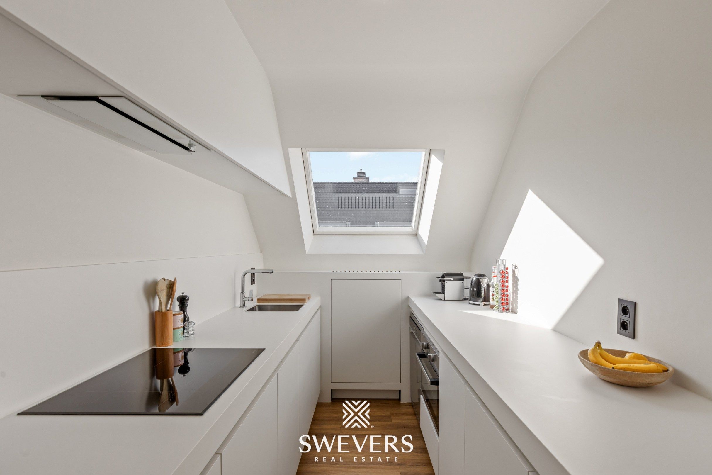 Knap gerenoveerd appartement met zonnig terras in hartje Hasselt foto 10