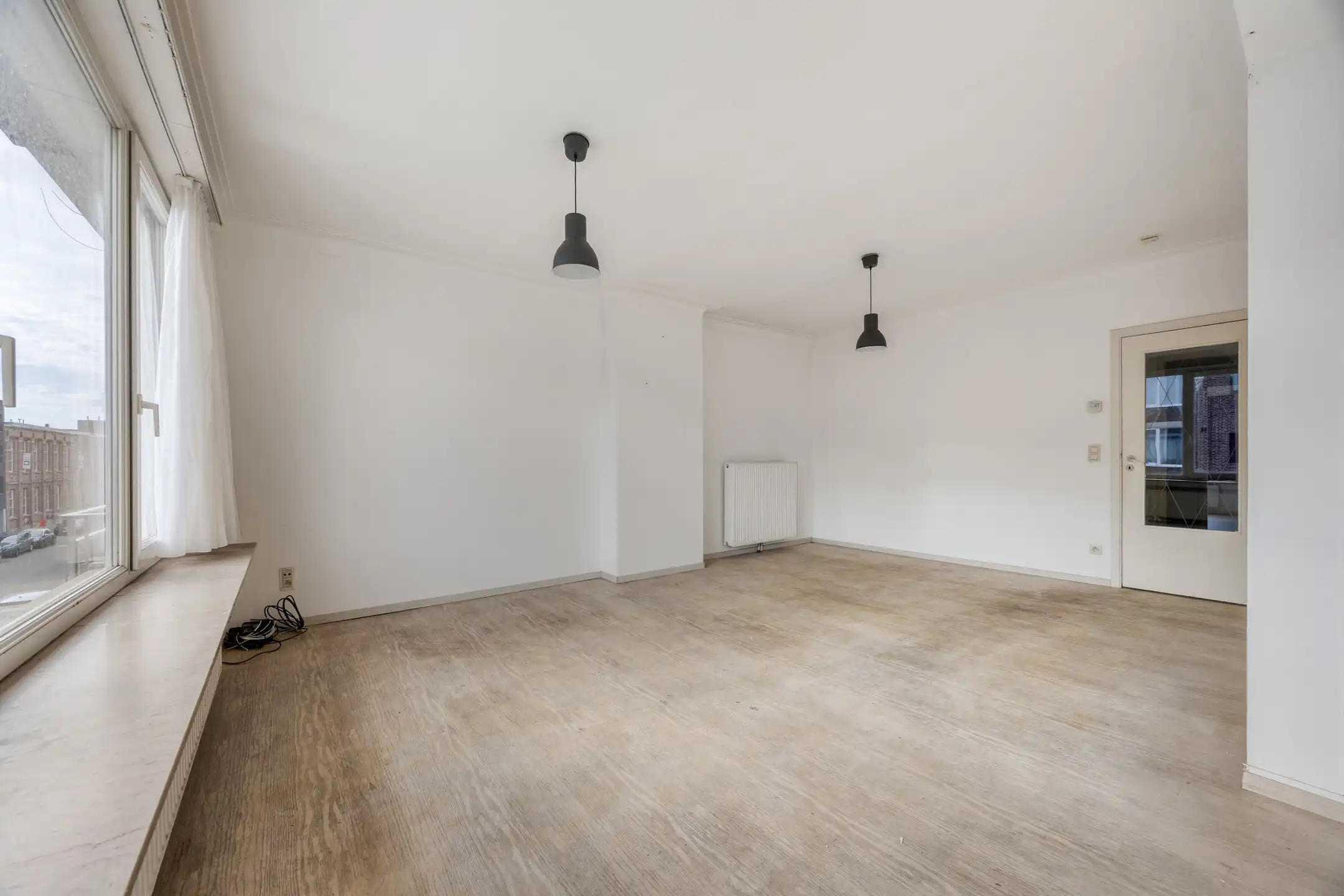 appartement met 2 slaapkamers en overdekt terras op centrale ligging in Deurne Zuid foto 3