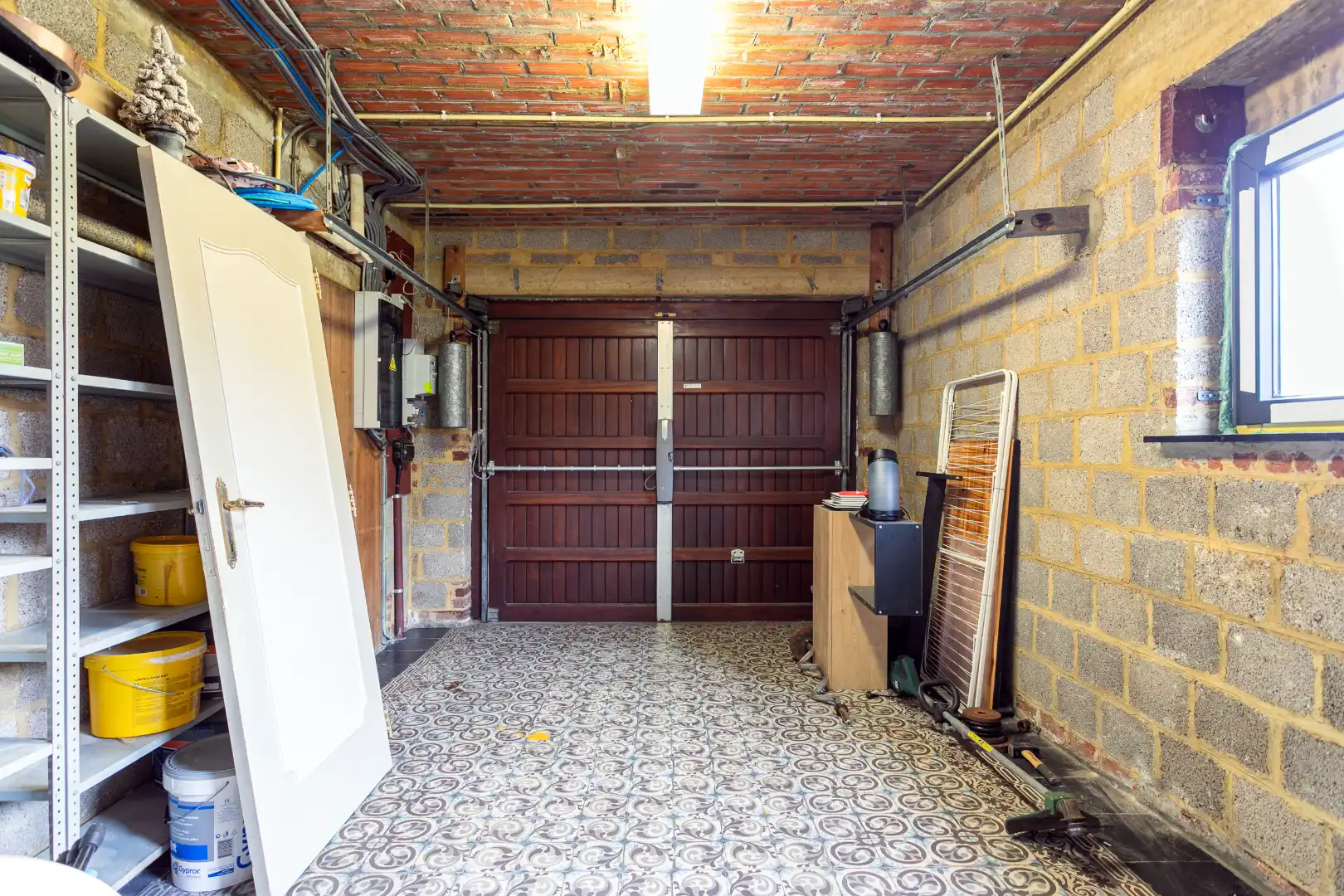 Ruime woning te Pajottegem met 4 slpks, garage en tuin op +-10a! foto 28