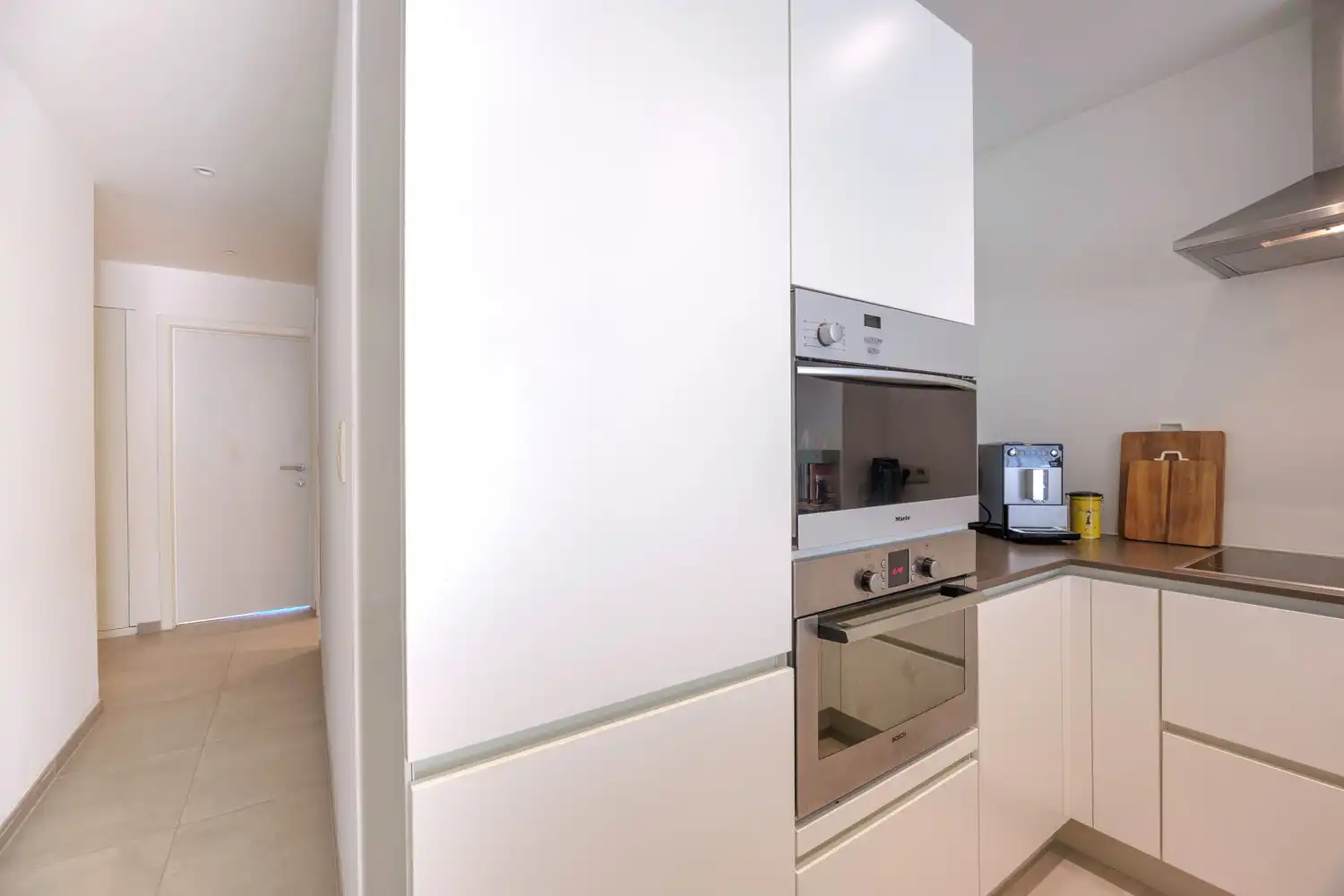Goed gelegen 2 slaapkamerappartement met zijdelings zeezicht foto 19