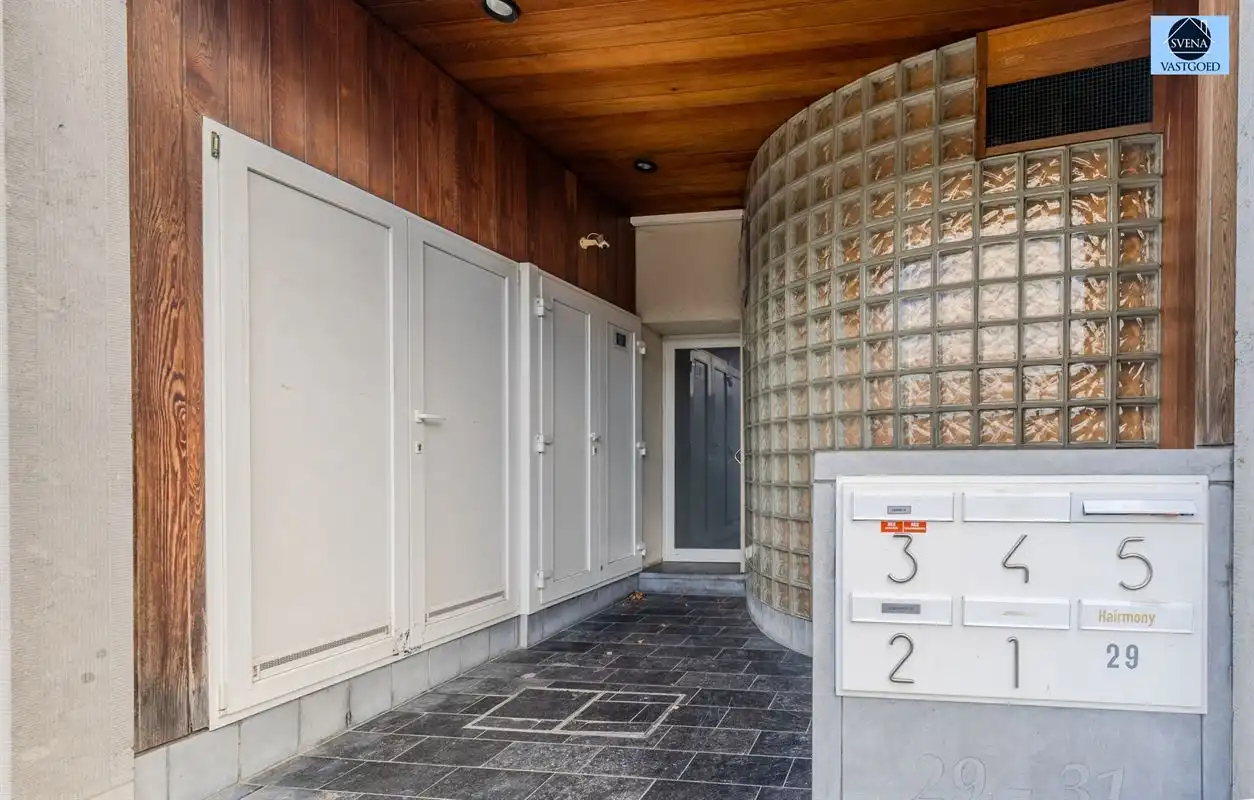 LICHTRIJK APPARTEMENT MET 2 SLAAPKAMERS IN CENTRUM GERAARDSBERGEN foto 2