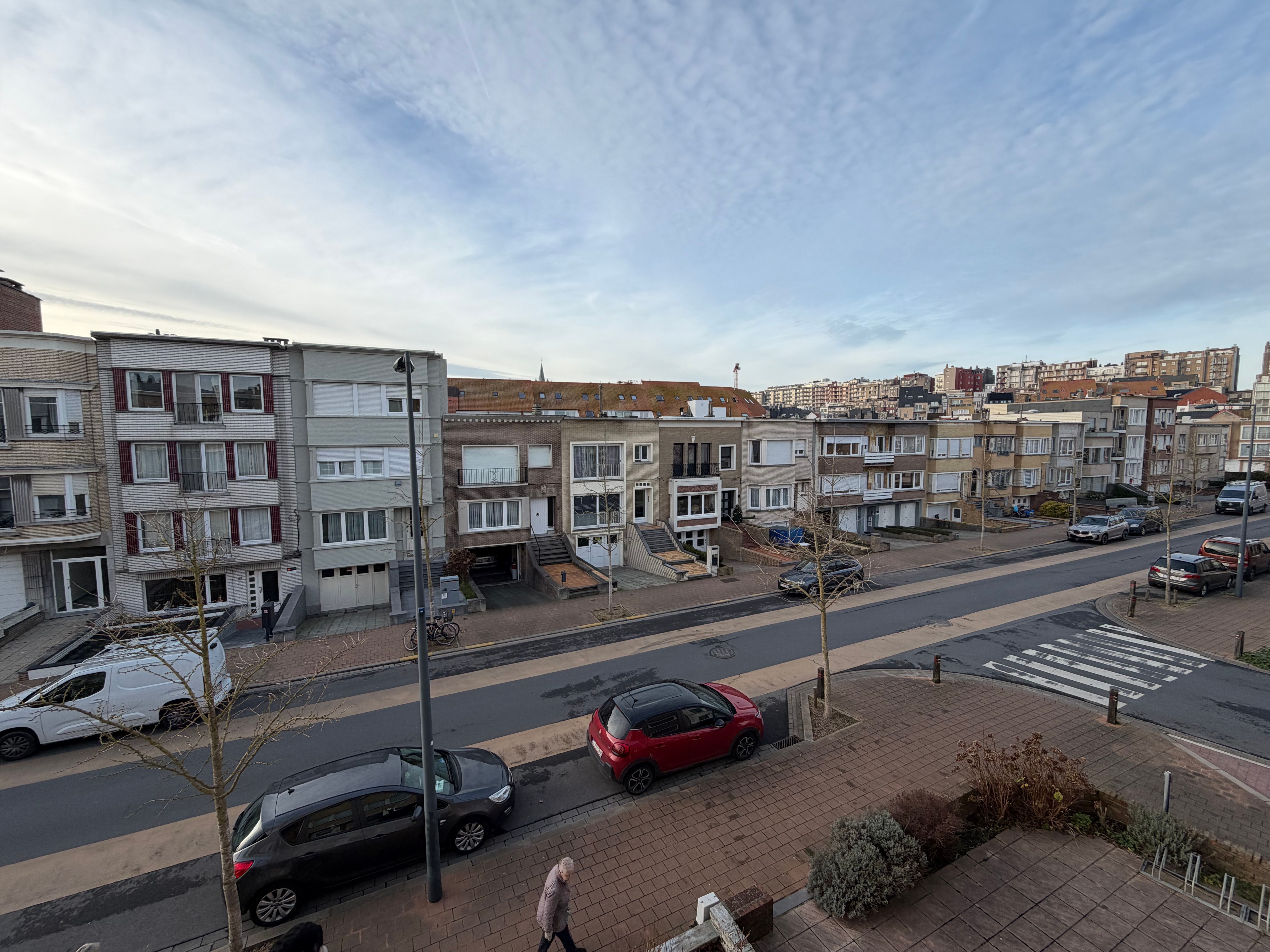Goed onderhouden appartement met twee slaapkamers gelegen in een residentiële wijk. In een gebouw met lift. foto 6
