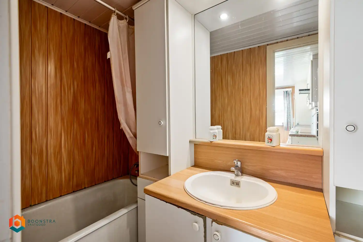 Te renoveren woning op uitzonderlijke locatie te Putte foto 11