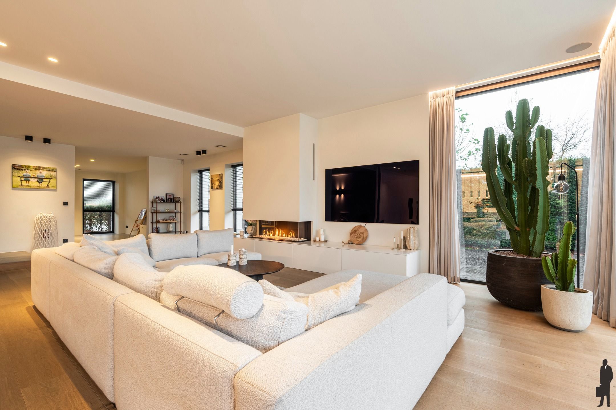 Luxe villa met zwembad en poolhouse vlakbij het centrum van Hoogstraten. foto 8