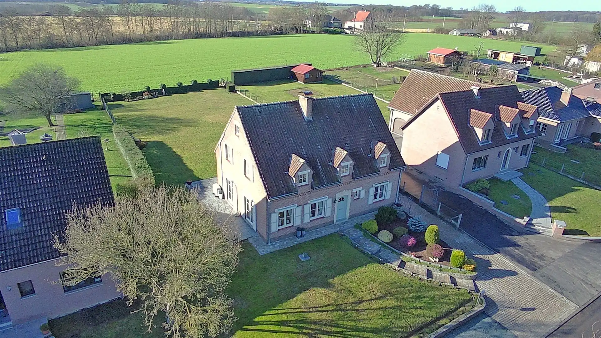 Unieke villa op 12 are met geweldig panoramisch zicht (ZW) foto 2
