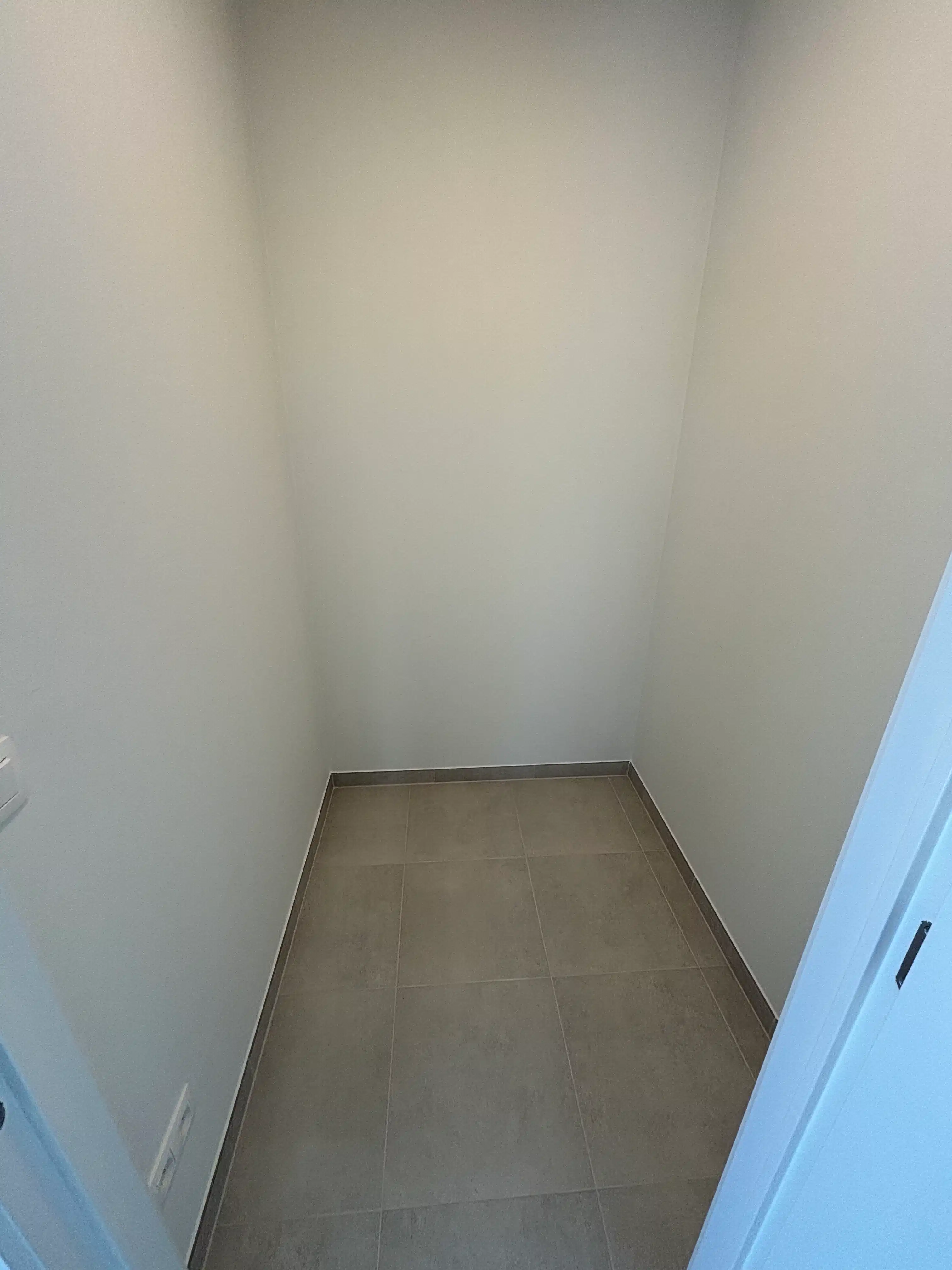 Stijlvol & Duurzaam Wonen in Koningslo: Ruim 2-Slaapkamerappartement foto 18