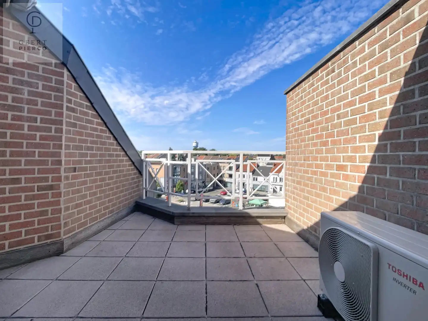 Ruim appartement in het hartje van Landen foto 16