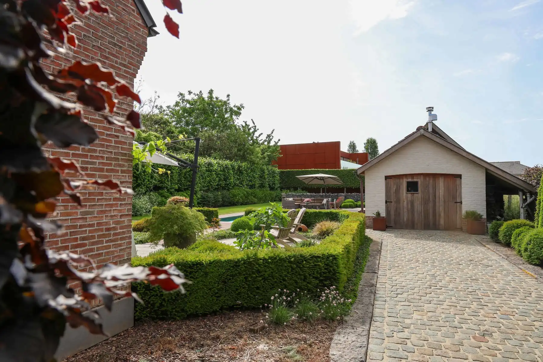 Exclusieve villa te koop - luxe, comfort en rust verzekerd. foto 2