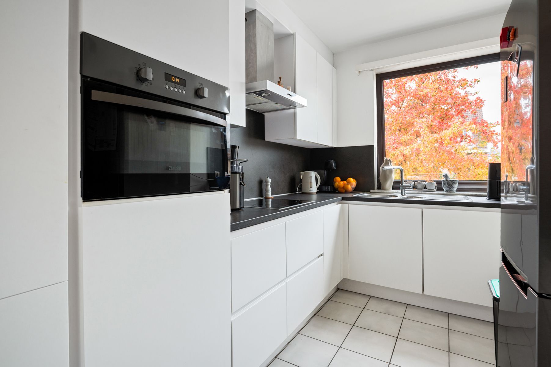 Ruim appartement met drie slaapkamers in centrum Wommelgem. foto 8