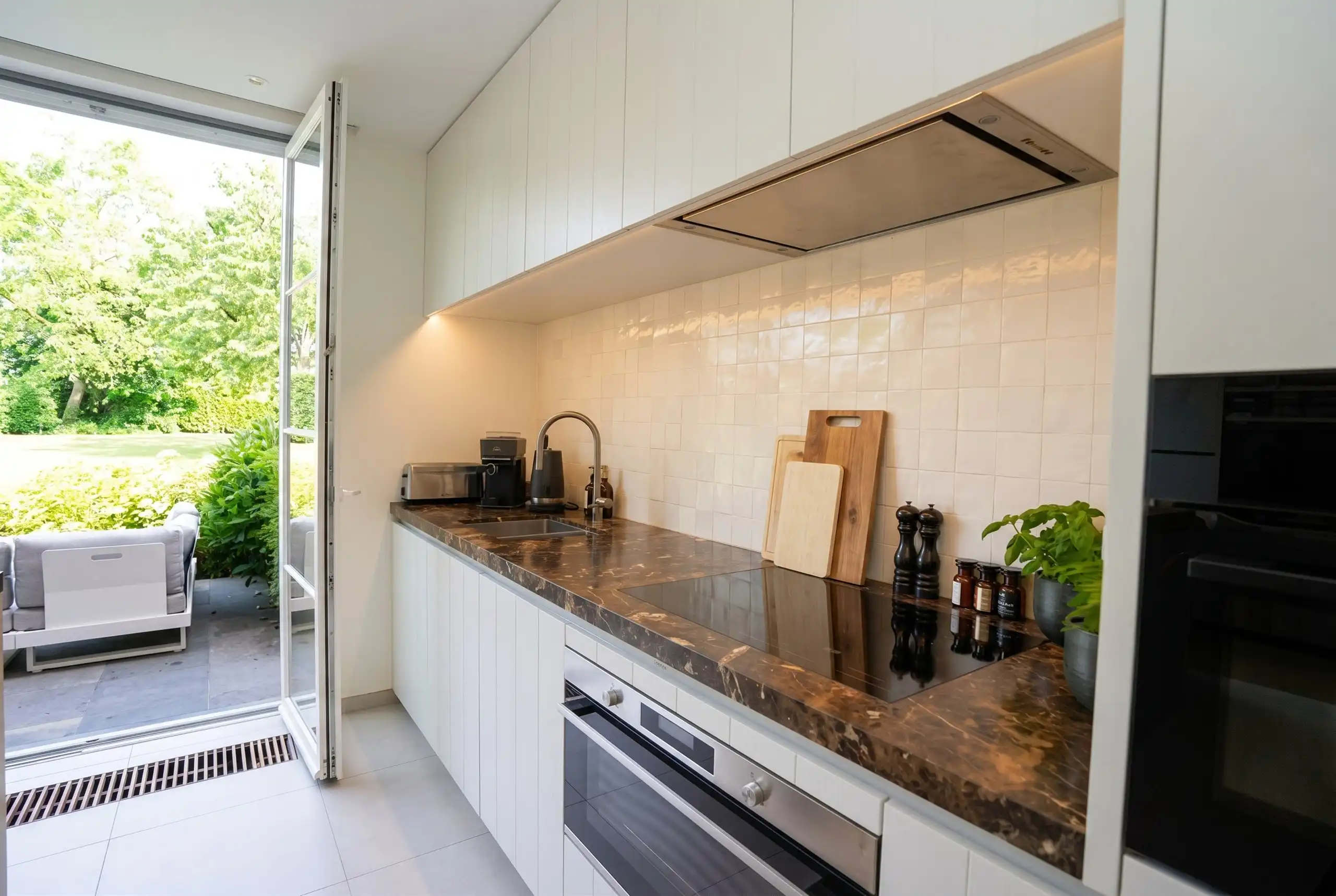 Totaal gerenoveerde eigendom op 1.245 m² nabij Kortrijk foto 14