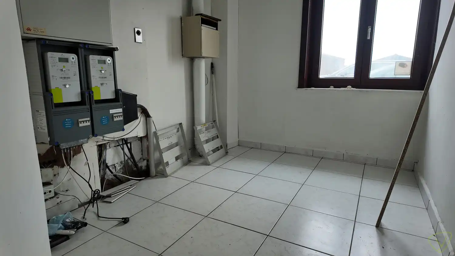 Ruime alleenstaande woning in fermettestijl op landelijke ligging te Zomergem! foto 8