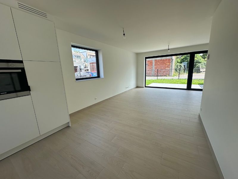 Stijlvolle nieuwbouwwoning in het centrum van Kaprijke! foto 3