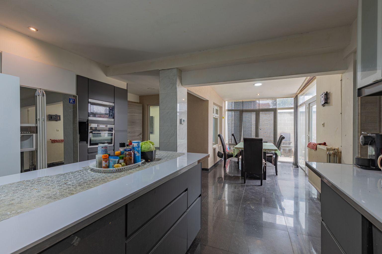 Goed gelegen gezinswoning met 5slpk in Opwijk centrum! foto 6