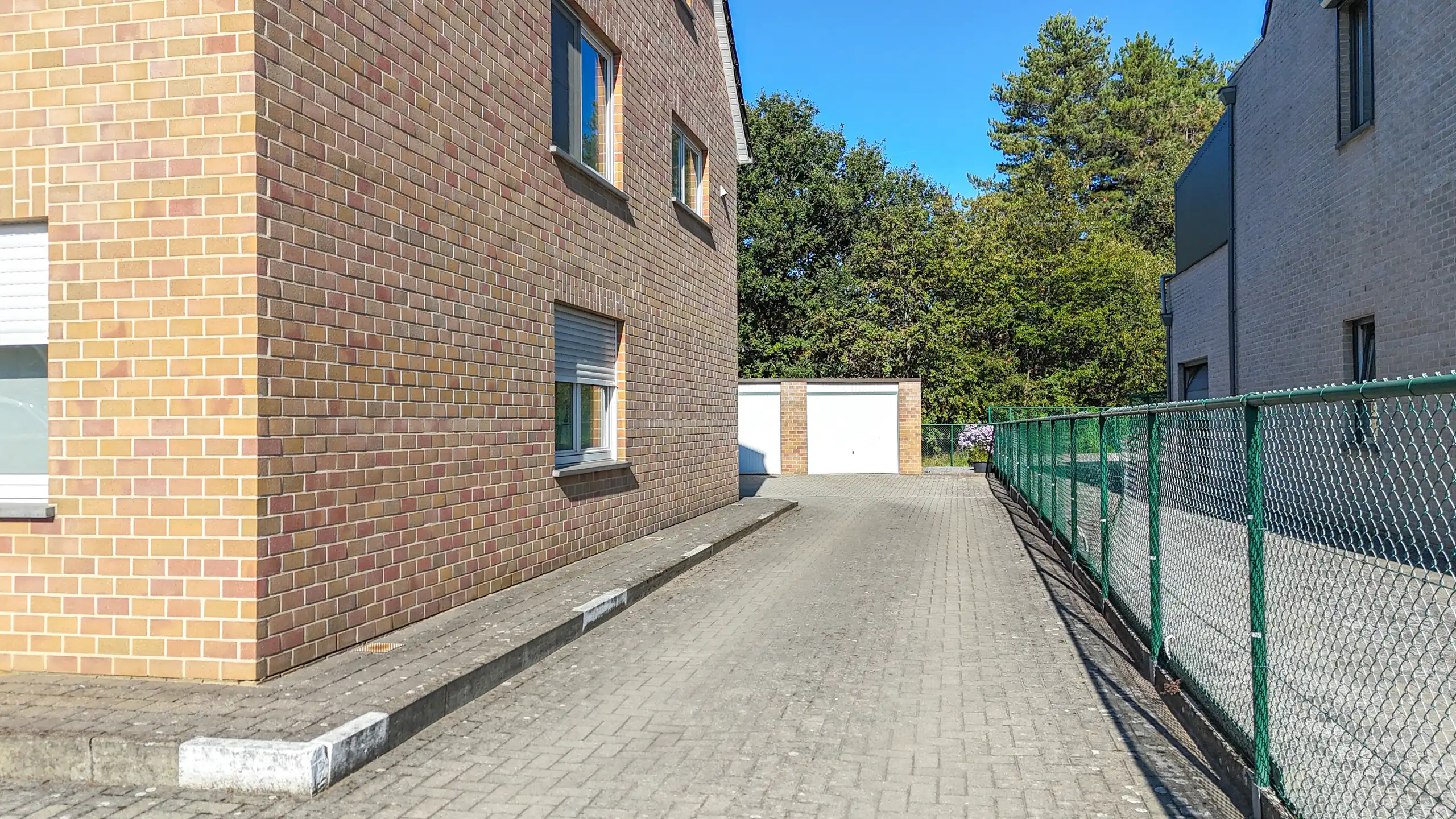 Gezellig duplexappartement met 2 slpks, terras en garage! foto 24