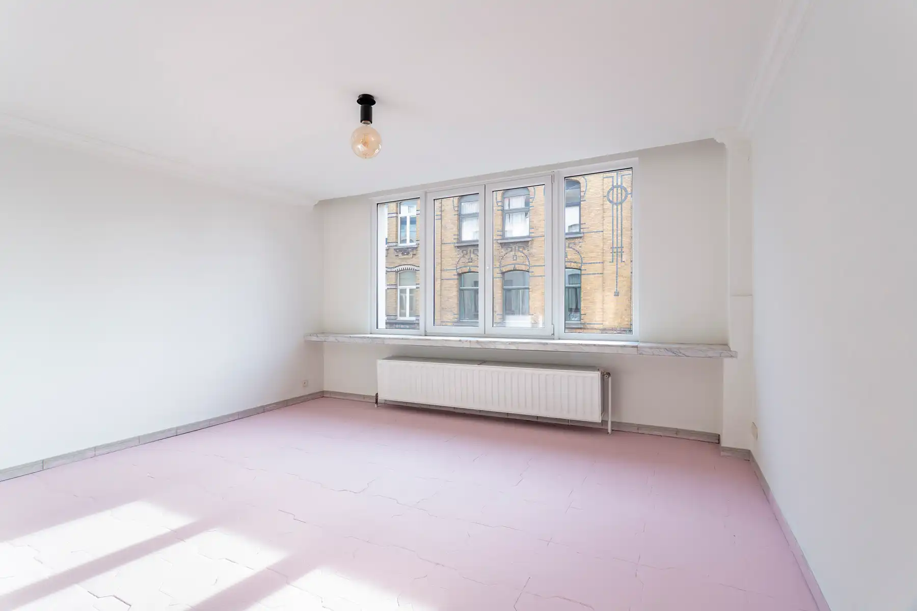 Bel-étage woning met inpandige garage nabij het Zuid foto 5