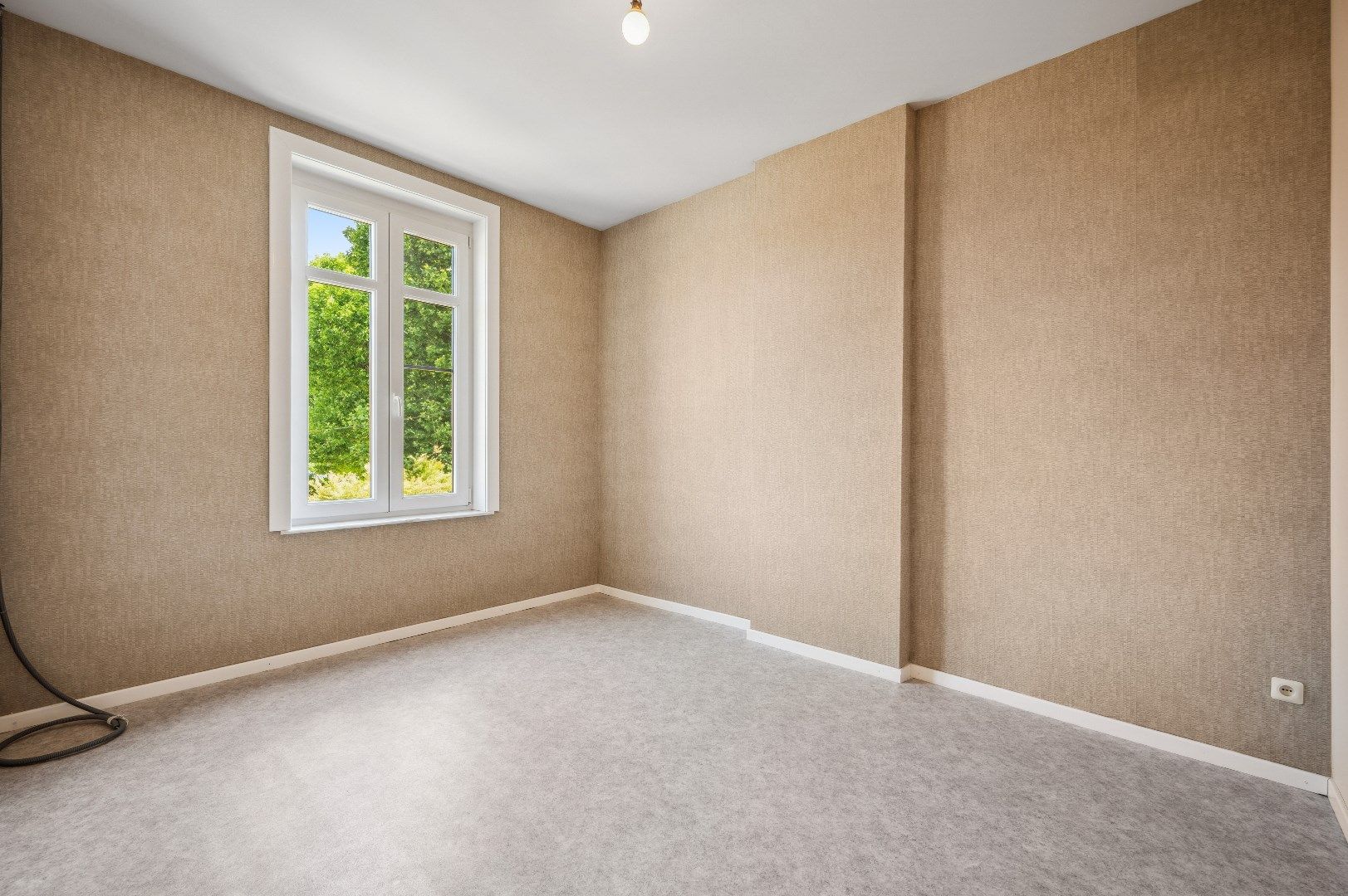 Gezinswoning met 3 slaapkamers en tuin foto 14