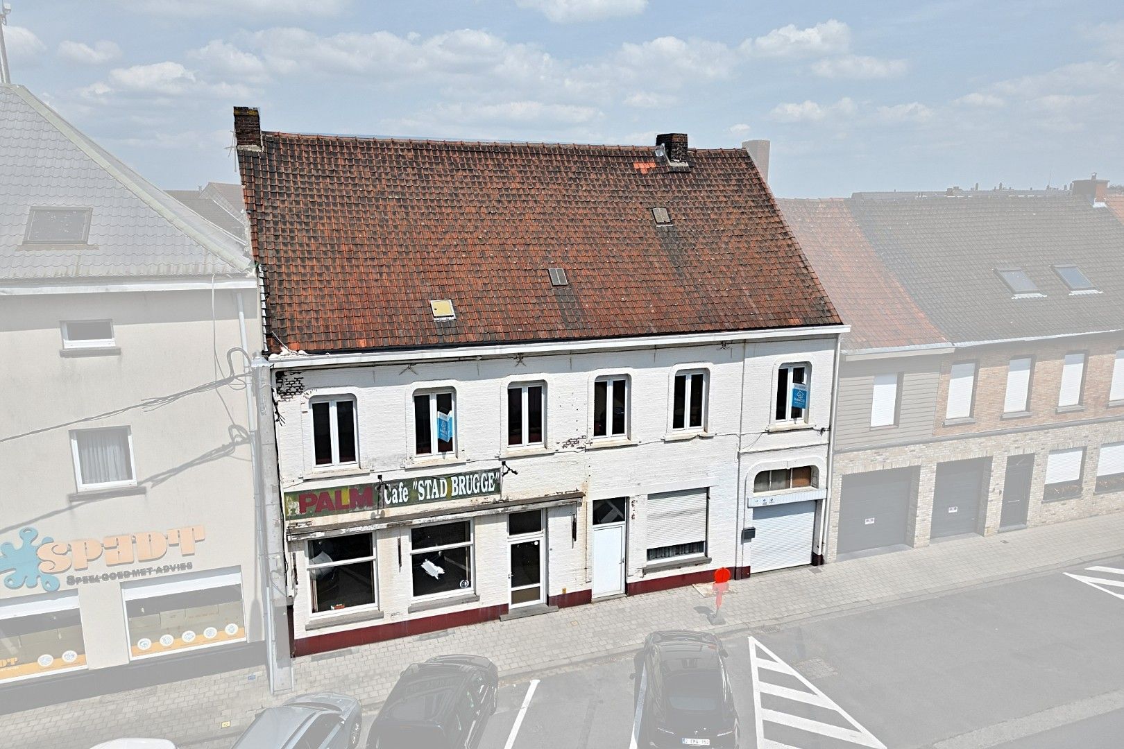 Hoofdfoto van de publicatie: Handelswoning op toplocatie in het centrum van Lichtervelde!