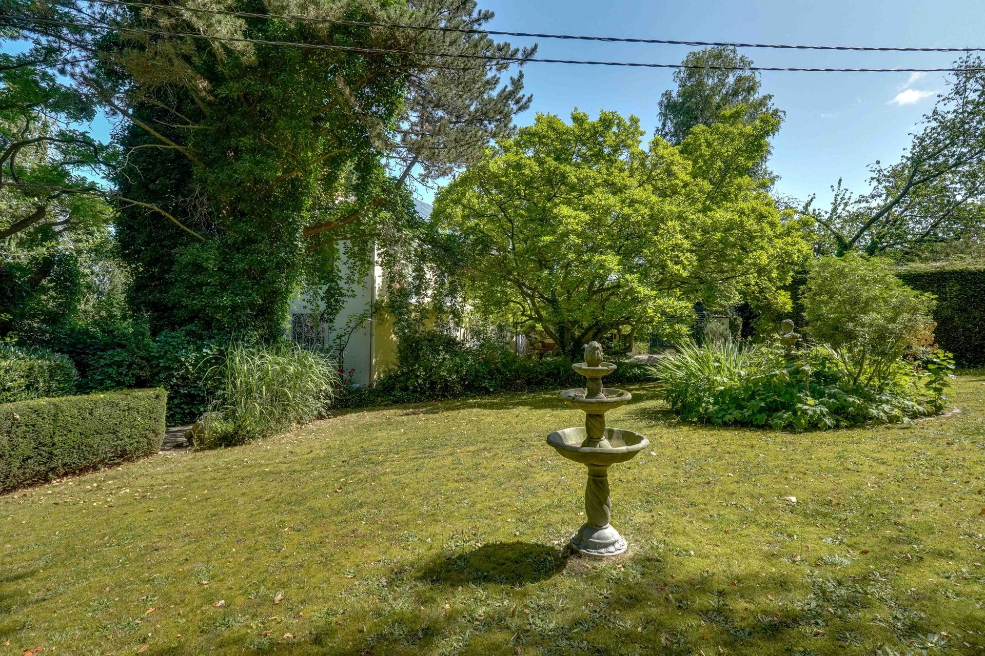 EXCLUSIEVE VILLA + BOUWGROND IN DOODLOPENDE STRAAT foto 62