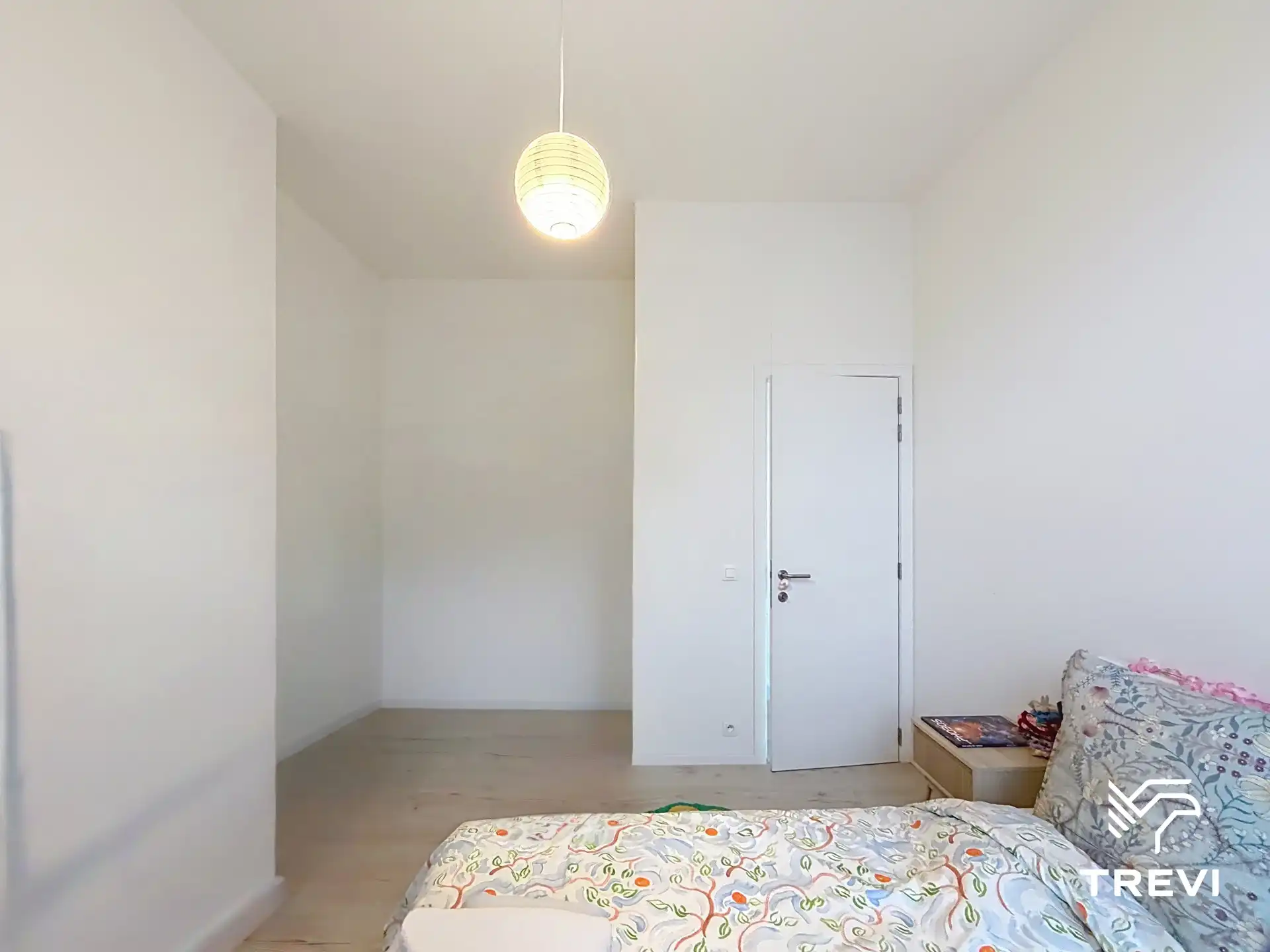 Mooi appartement met 1 slaapkamer + studeerkamer foto 9